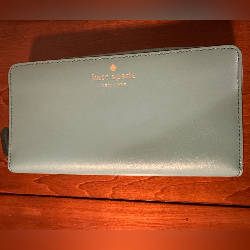 Kate Spade Zip-Around Continental Wallet